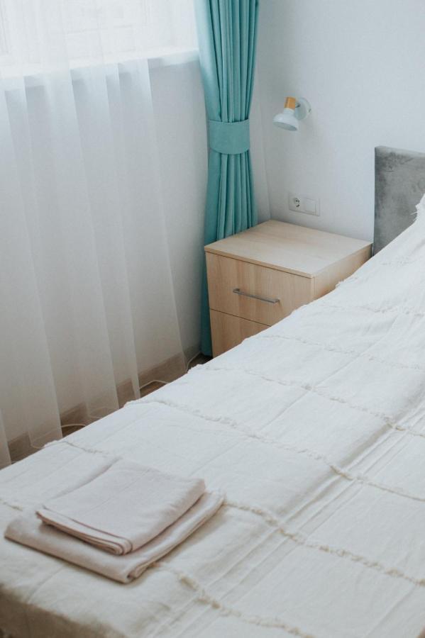 Regim Hotelier Lotusul Verde 오라데아 외부 사진